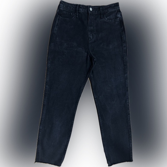 EUC Hollister SZ 27 (5R) black ultra high rise mom jeans/5-pocket/waist 28”-30” - Picture 3 of 4